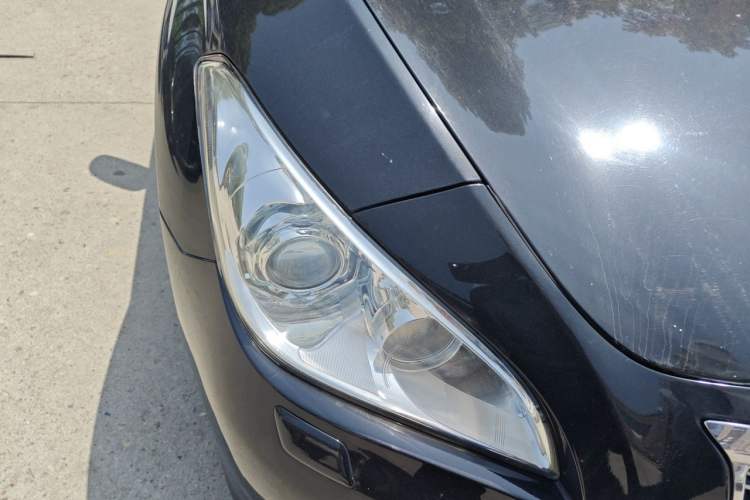 Used Infiniti Q70 2013 Q70L 2.5L Comfort Edition Right Front Headlight