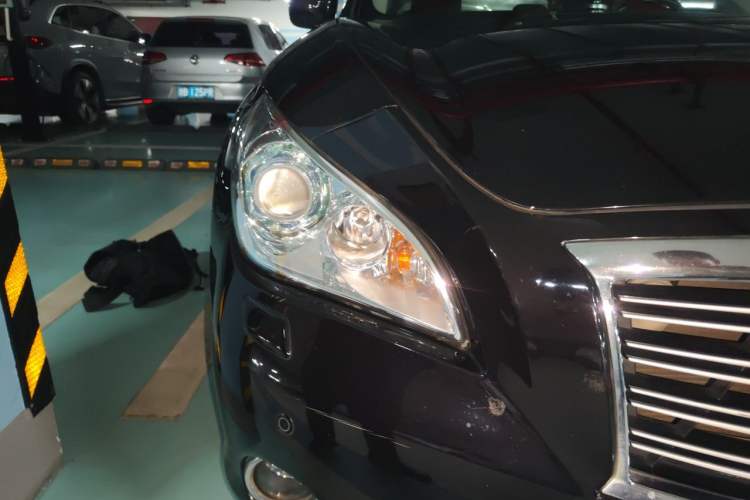 Used Infiniti Q70 2013 Q70L 2.5L Comfort Edition Right Front Headlight