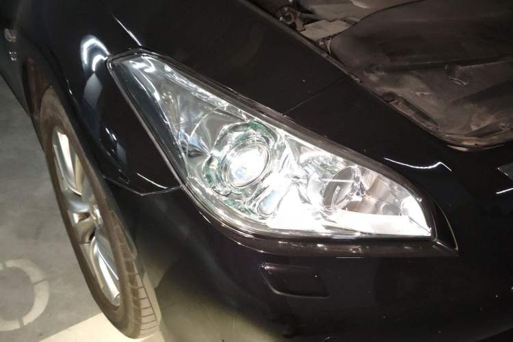Used Infiniti Q70 2013 Q70L 2.5L Comfort Edition Right Front Headlight