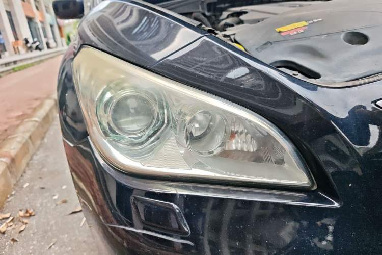 Used Infiniti Q70 2013 Q70L 2.5L Elegance Edition Right Front Headlight