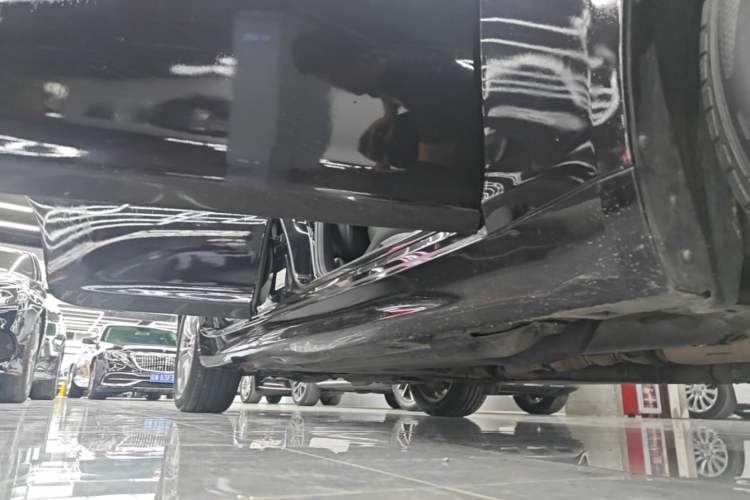 Used Infiniti Q70 2013 Q70L 2.5L Comfort Edition Right Side Sill