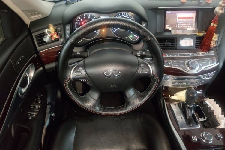 Used Infiniti Q70 2013 Q70L 2.5L Comfort Edition Steering Wheel