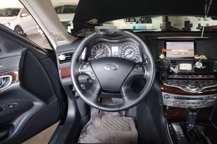 Used Infiniti Q70 2013 Q70L 2.5L Comfort Edition Steering Wheel