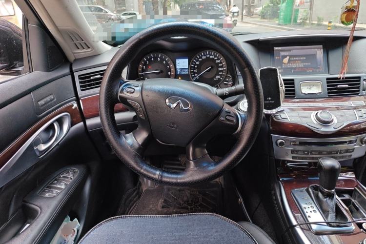 Used Infiniti Q70 2013 Q70L 2.5L Comfort Edition Steering Wheel