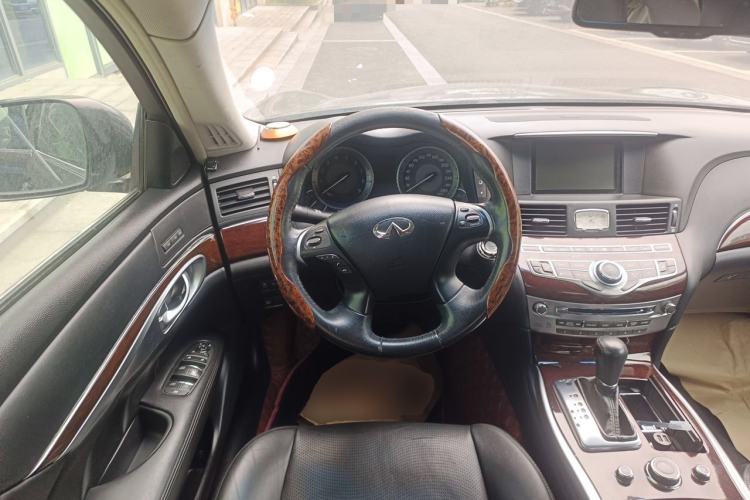 Used Infiniti Q70 2013 Q70L 2.5L Comfort Edition Steering Wheel