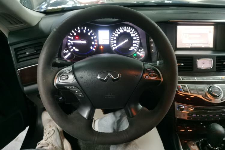 Used Infiniti Q70 2013 Q70L 2.5L Comfort Edition Steering Wheel