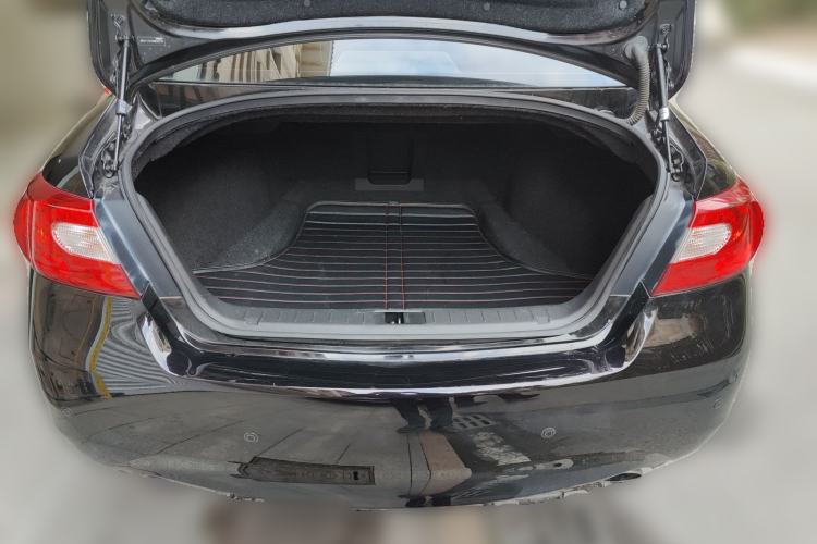 Used Infiniti Q70 2013 Q70L 2.5L Comfort Edition Trunk