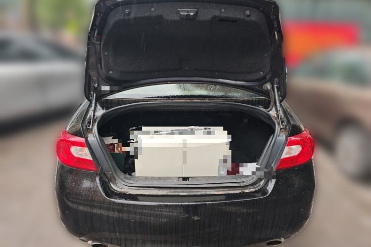 Used Infiniti Q70 2013 Q70L 2.5L Comfort Edition Trunk