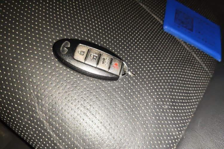 Used Infiniti Q70 2013 Q70L 2.5L Comfort Edition Vehicle Key
