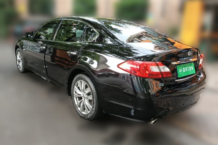 Used Infiniti Q70 2013 Q70L 2.5L Elegance Edition Rear Left 45 Deg