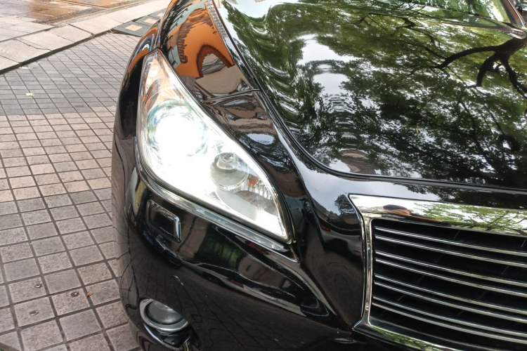 Used Infiniti Q70 2013 Q70L 2.5L Elegance Edition Right Front Headlight