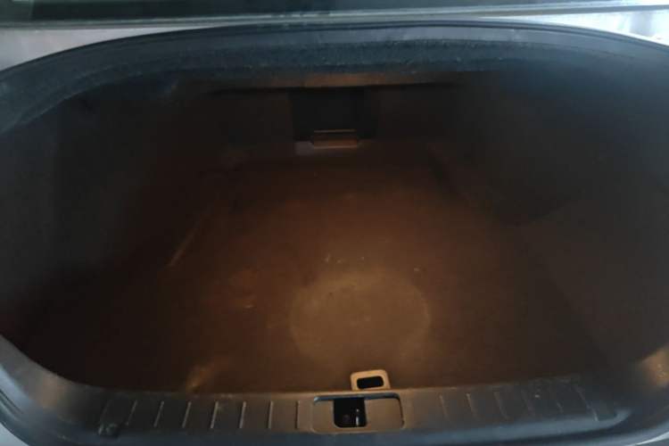 Used Infiniti Q70 2013 Q70L 2.5L Comfort Edition Trunk