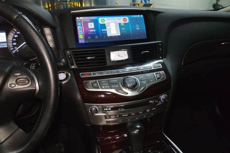 Used Infiniti Q70 2013 Q70L 2.5L Comfort Edition Audio And AC Panel