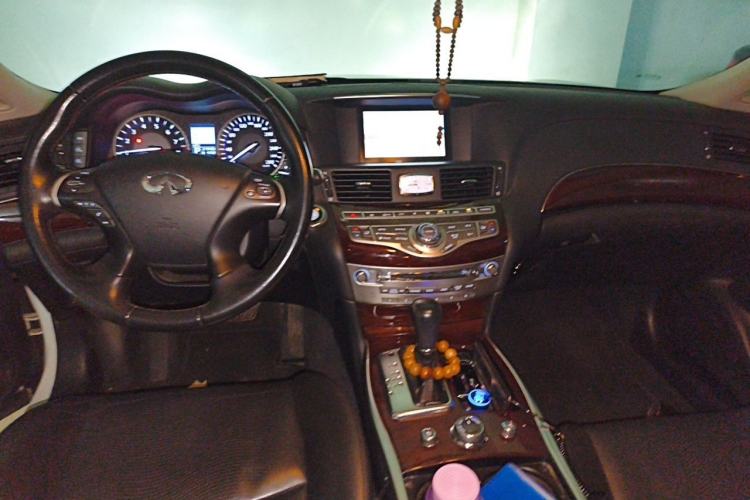 Used Infiniti Q70 2013 Q70L 2.5L Luxury Edition Center Console