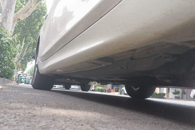 Used Infiniti Q70 2013 Q70L 2.5L Comfort Edition Chassis Front Right