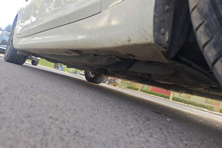Used Infiniti Q70 2013 Q70L 2.5L Comfort Edition Chassis Front Right