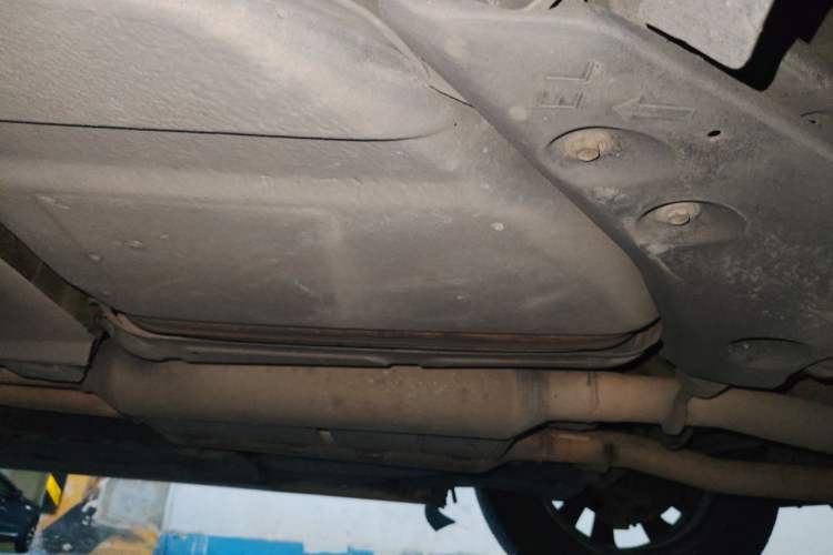 Used Infiniti Q70 2013 Q70L 2.5L Comfort Edition Chassis Rear Left