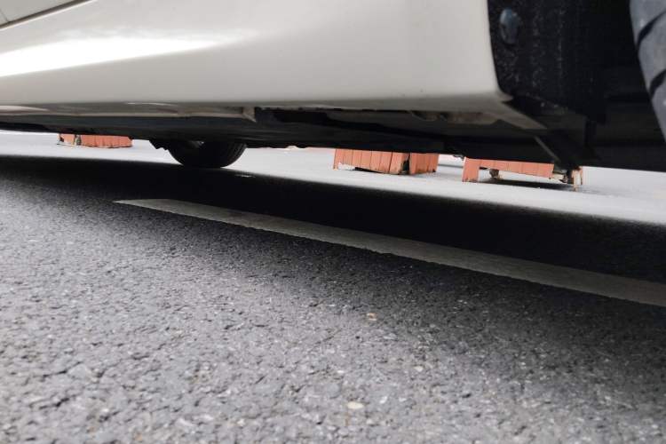 Used Infiniti Q70 2013 Q70L 2.5L Comfort Edition Chassis Rear Left