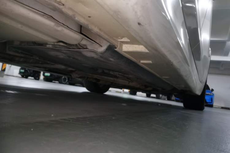 Used Infiniti Q70 2013 Q70L 2.5L Elegance Edition Chassis Rear Right
