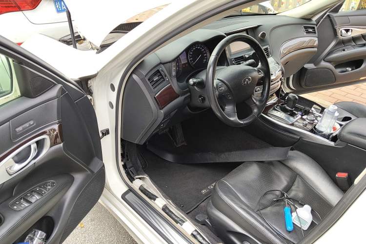 Used Infiniti Q70 2013 Q70L 2.5L Comfort Edition Driver Seat