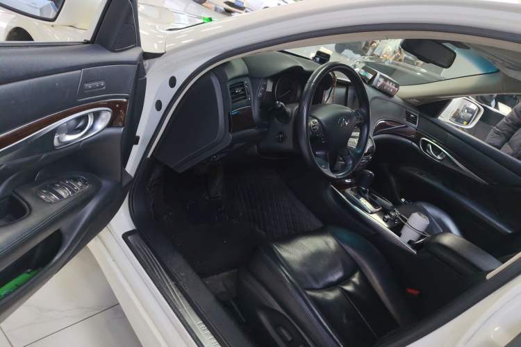 Used Infiniti Q70 2013 Q70L 2.5L Comfort Edition Driver Seat