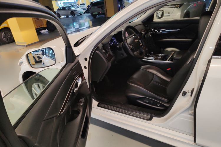 Used Infiniti Q70 2013 Q70L 2.5L Elegance Edition Driver Seat