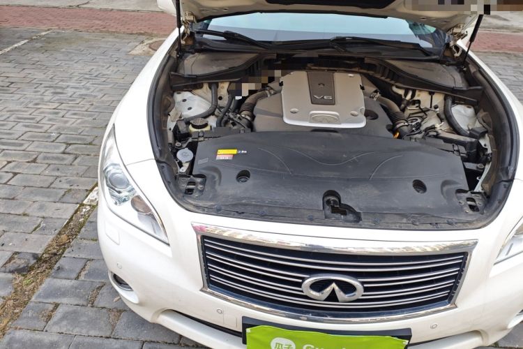 Used Infiniti Q70 2013 Q70L 2.5L Comfort Edition Engine Bay Right