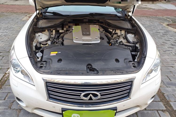 Used Infiniti Q70 2013 Q70L 2.5L Comfort Edition Engine Bay