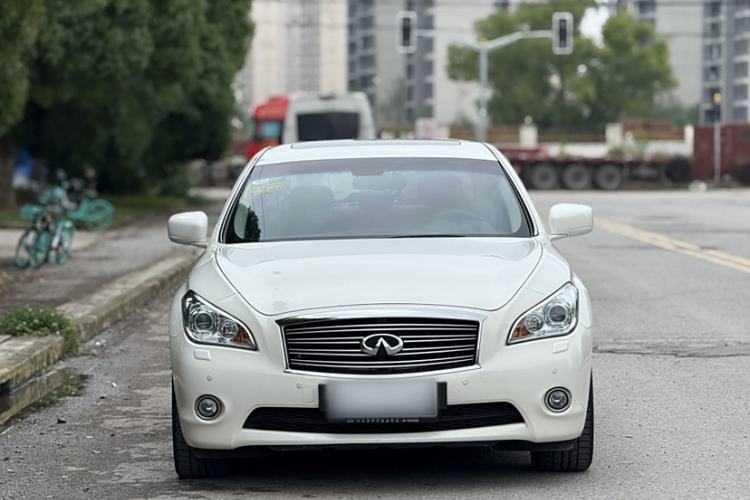 Used Infiniti Q70 2013 Q70L 2.5L Comfort Edition Exterior 1