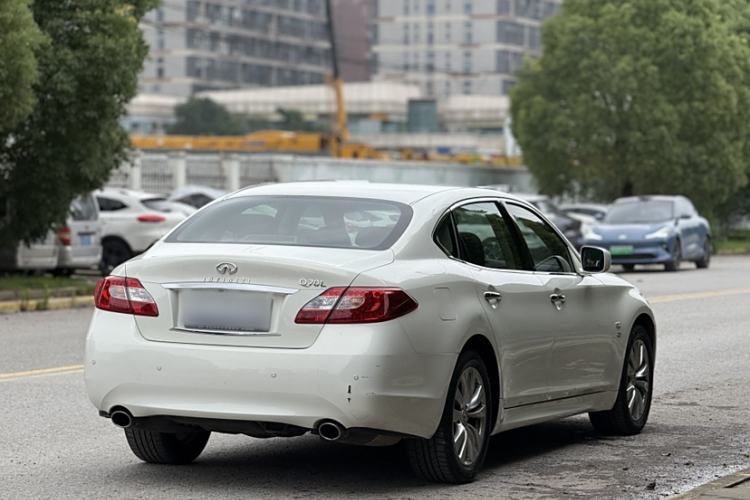 Used Infiniti Q70 2013 Q70L 2.5L Comfort Edition Exterior 6
