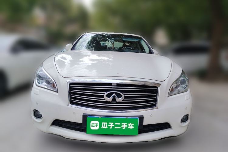 Used Infiniti Q70 2013 Q70L 2.5L Comfort Edition Front