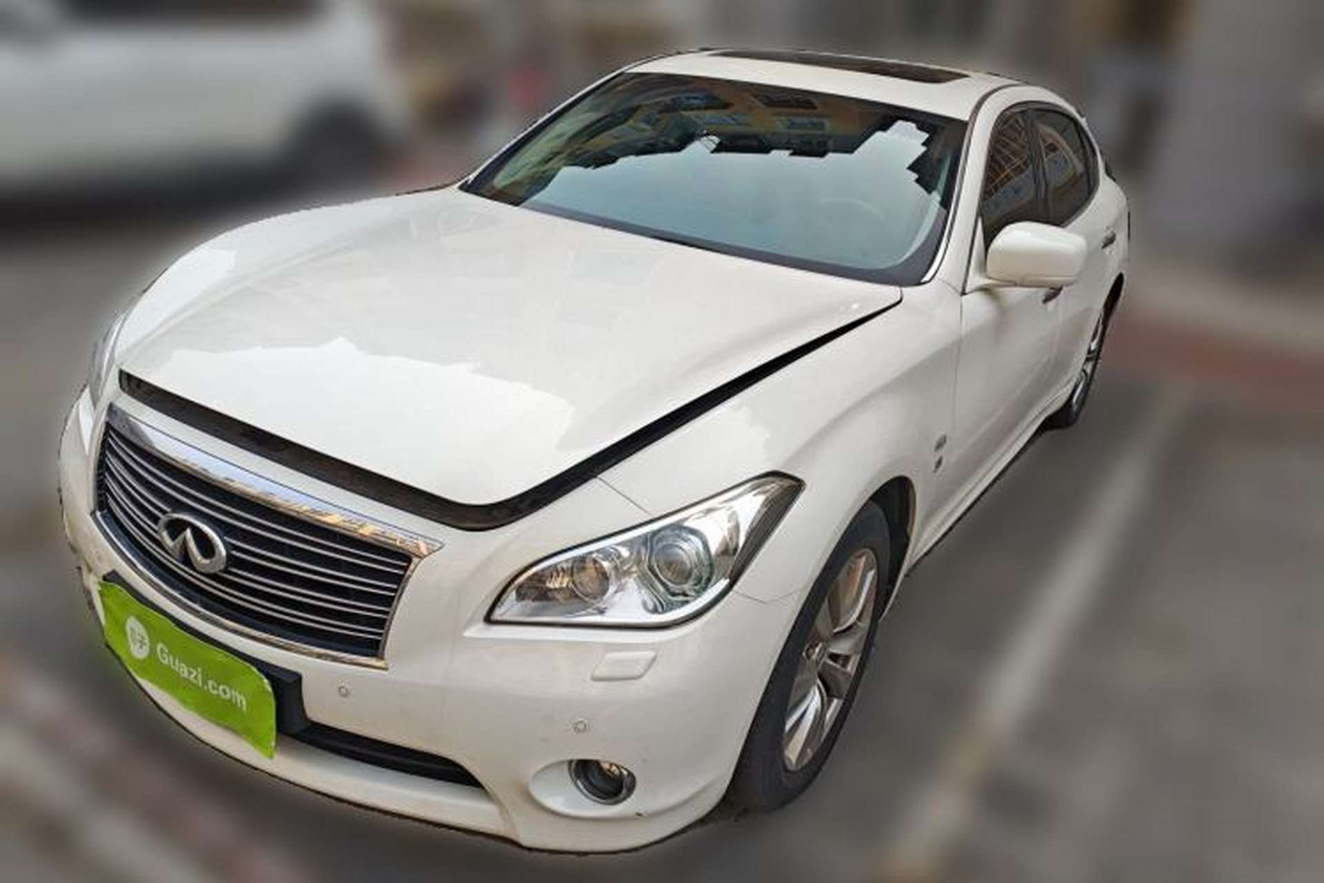 Used Infiniti Q70 2013 Q70L 2.5L Comfort Edition Front Left 45 Deg