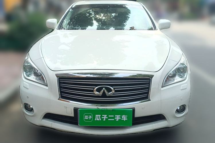 Used Infiniti Q70 2013 Q70L 2.5L Comfort Edition Front
