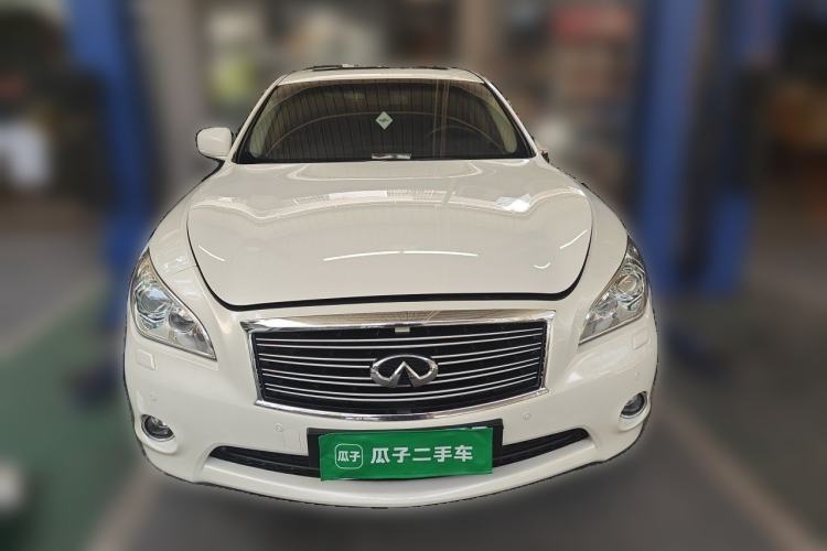 Used Infiniti Q70 2013 Q70L 2.5L Comfort Edition Front