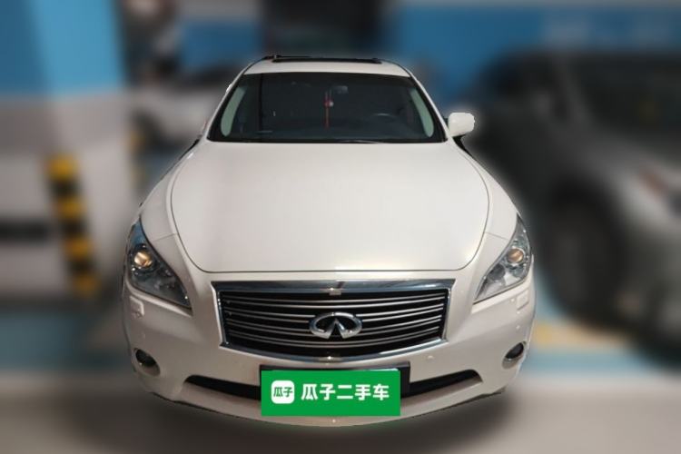 Used Infiniti Q70 2013 Q70L 2.5L Comfort Edition Front
