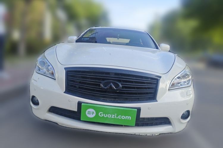 Used Infiniti Q70 2013 Q70L 2.5L Comfort Edition Front