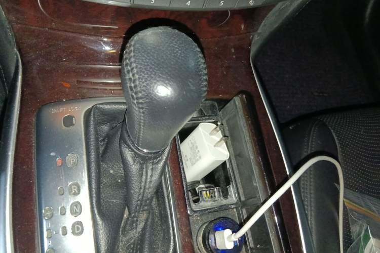 Used Infiniti Q70 2013 Q70L 2.5L Elegance Edition Gear Lever