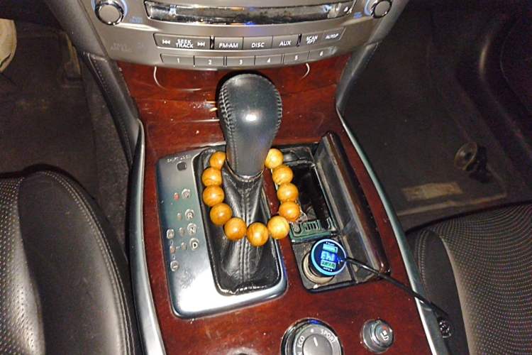 Used Infiniti Q70 2013 Q70L 2.5L Luxury Edition Gear Lever