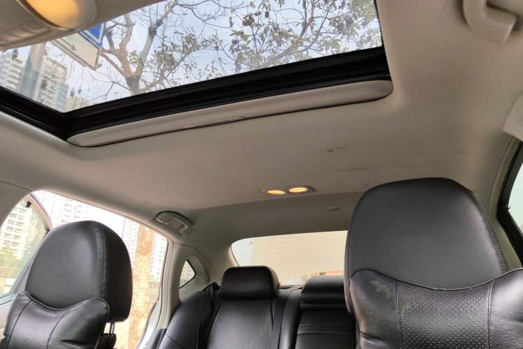 Used Infiniti Q70 2013 Q70L 2.5L Comfort Edition Headliner