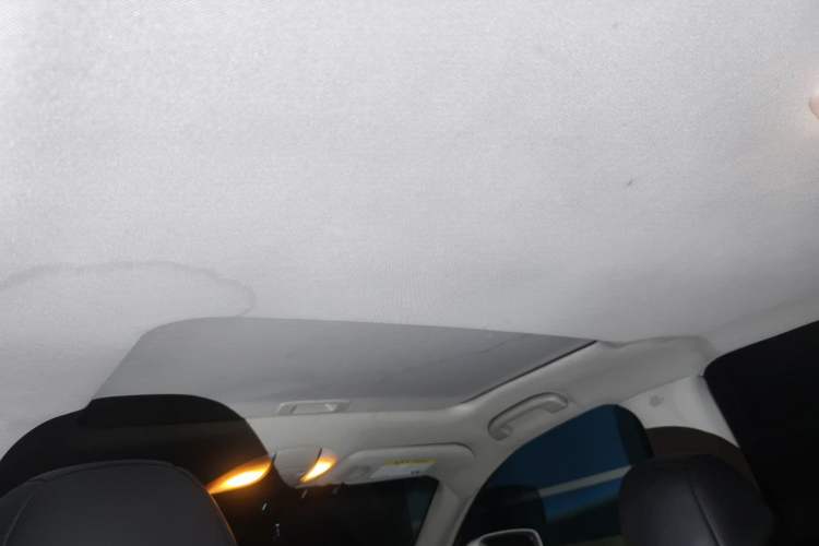 Used Infiniti Q70 2013 Q70L 2.5L Elegance Edition Headliner