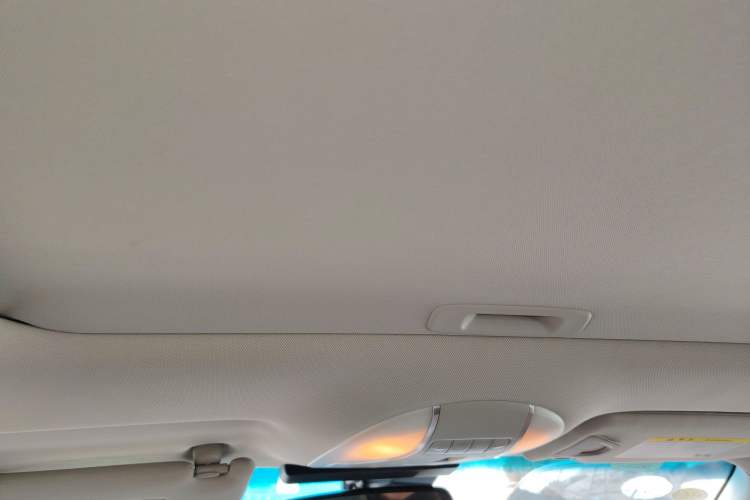 Used Infiniti Q70 2013 Q70L 2.5L Comfort Edition Headliner