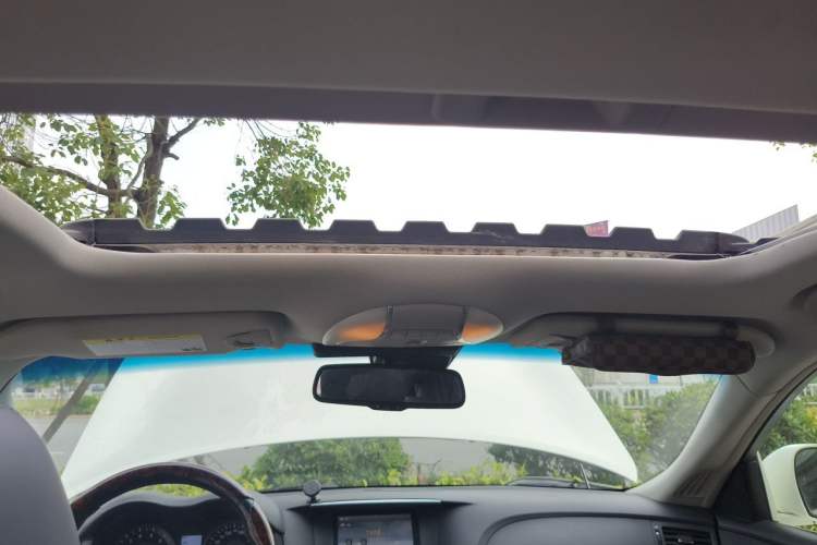 Used Infiniti Q70 2013 Q70L 2.5L Comfort Edition Headliner