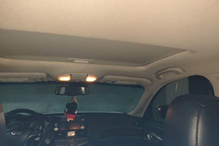 Used Infiniti Q70 2013 Q70L 2.5L Elegance Edition Headliner