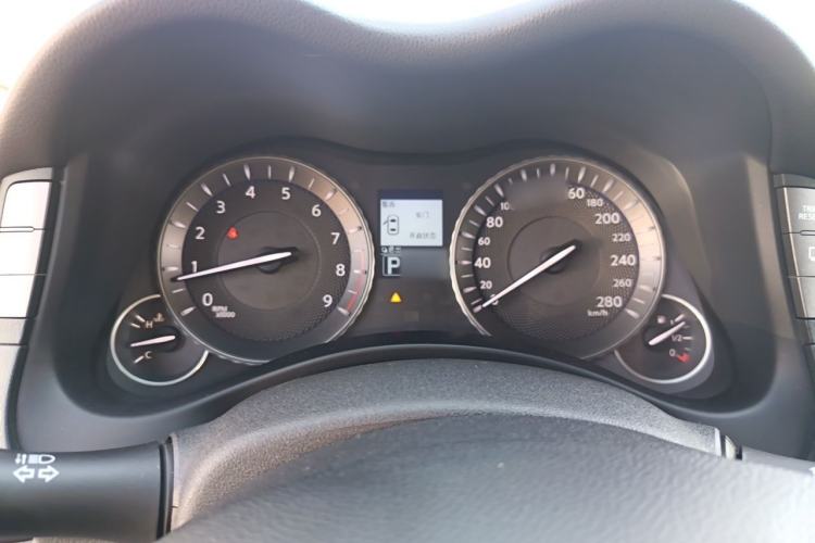 Used Infiniti Q70 2013 Q70L 2.5L Comfort Edition Instrument Cluster