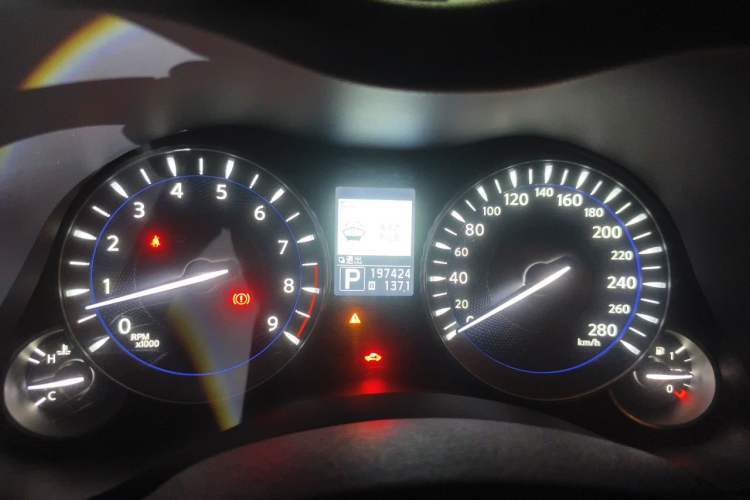 Used Infiniti Q70 2013 Q70L 2.5L Elegance Edition Instrument Cluster