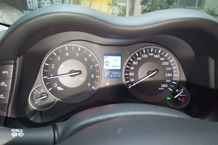 Used Infiniti Q70 2013 Q70L 2.5L Elegance Edition Instrument Cluster