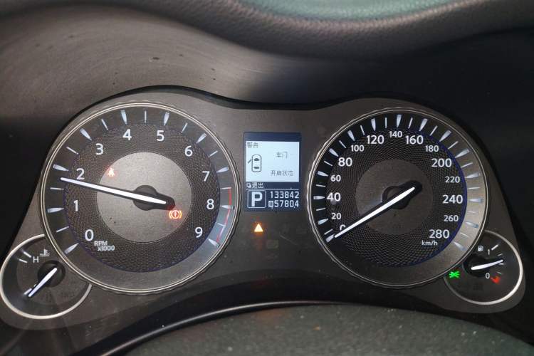 Used Infiniti Q70 2013 Q70L 2.5L Comfort Edition Instrument Cluster