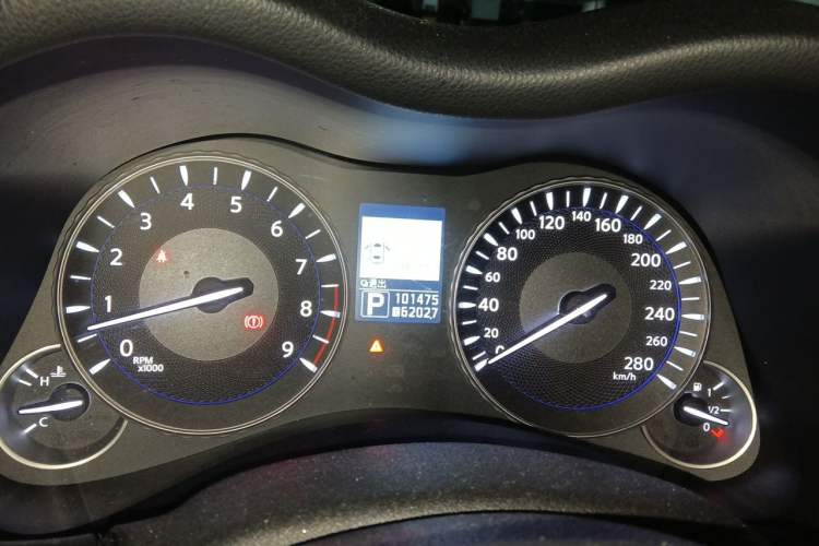 Used Infiniti Q70 2013 Q70L 2.5L Elegance Edition Instrument Cluster