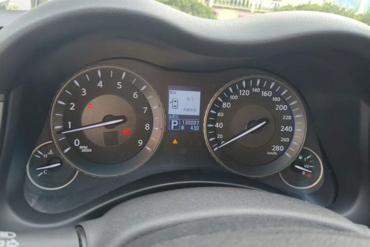 Used Infiniti Q70 2013 Q70L 2.5L Comfort Edition Instrument Cluster