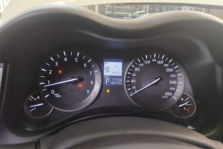 Used Infiniti Q70 2013 Q70L 2.5L Comfort Edition Instrument Cluster